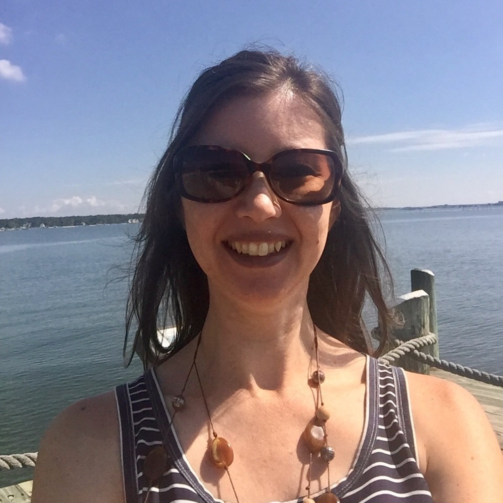 Meet your Posher, Lisa